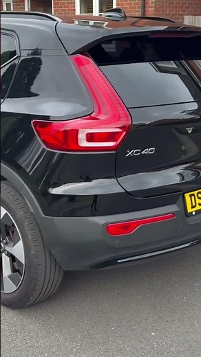 Volvo XC40 Ultimate: top spec, heated leather seats, panoramic roof, 360 camera, Harmon Kardon sound