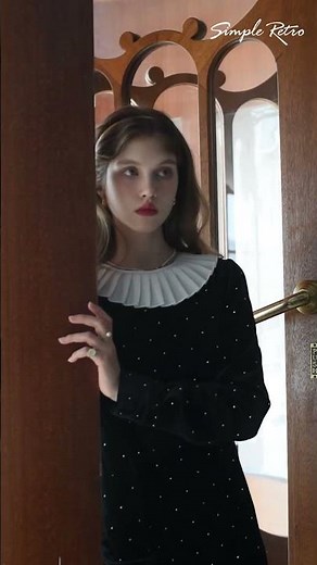 Simple Retro | Kelly ROUND NECK VELVET DRESS | 2025 A/W