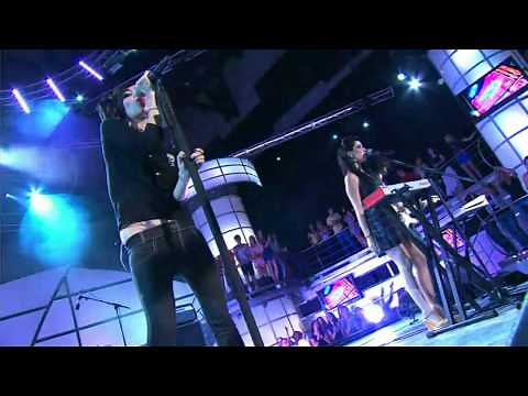 [HD] The Veronicas - Untouched (Live 2008)