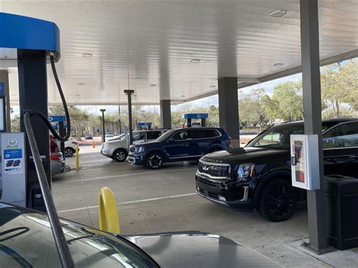 Gas prices continue to skyrocket. Here's where you can find cheap gas