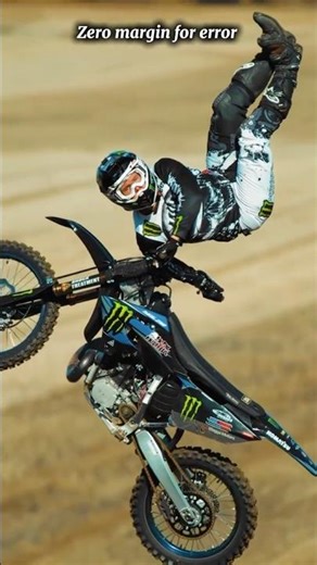 Hard stunts 😱🔥 #dailyvlog #motorcycle #flyxo #fmx #subscribe