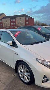 Check out this Toyota Auris 😍 Priced at only £10,332, this hybrid electric beauty offers the best of both worlds. Ready to make this Auris yours? Click the link below for more details and schedule a test drive today 👇 https://www.vehicletradecentre.com/used-toyota-auris-kilwinning-ayrshire-5555456 #vehicletradecentre | Vehicle Trade Centre