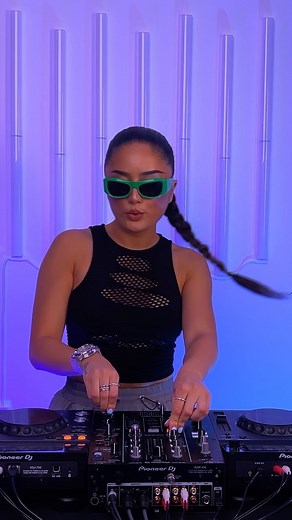 ELLIE MARY on Instagram: "Full mix on YouTube❕Link in bio. ❤️‍"