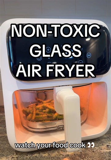 Non-toxic, dishwasher safe, nonstick, easy to use touch screen, makes the crispiest food, AND it’s pretty and space saving on the counter🤩 #airfryer #nontoxic #airfryertiktok #kitchenfinds #tiktokshopcreatorpicks