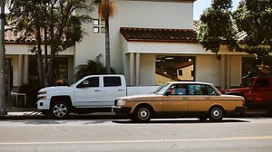 Homeowner fumes after strangers block driveway - it's illegal, cops can't help