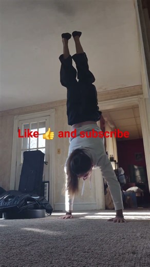 Handstand walk stable steady practice with backwards attempt