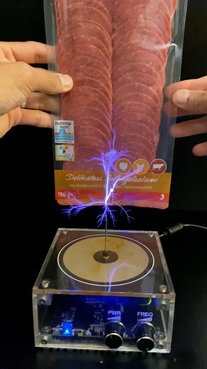 Tesla Coil vs Salami – Shocking Experiment!What happens when high-voltage Tesla Coil meets a piece of salami? Watch as powerful electric arcs strike the salami, creating an electrifying reaction! Will it burn, sizzle, or get cooked in a unique way? This shocking experiment is a must-see!Don’t forget to like, comment, and follow for more exciting Tesla Coil experiments!#fypviralシ #music #TeslaCoil | Kadek Tesla Coil Experiment