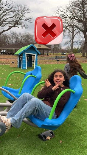 Buena Hermana VS Mala Hermana | Videos Educationales #videosparaniños #seguridadinfantil #educativa