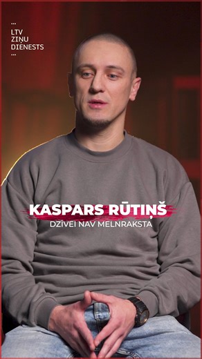 LTV Ziņu dienests on Instagram: "“Tas laikam bija zemākais posms, kurā tiešām likās, ka esmu sevi pazaudējis. Tā pozīcija, kurā es biju, un tās domas, kas nāca galvā – likās: viss, es esmu padevies, dzīvei nav jēgas, vieglākais ceļš ir aiziet no šīs dzīves,” rubrikā “Dzīvei nav melnraksta” stāsta Kaspars Rūtiņš. Kaspara bērnība bija piesātināta ar emocionālu un fizisku vardarbību. Mātei bija nopietnas problēmas ar alkoholu, bet tēvs bieži kļuva par galveno agresijas avotu. Šī pieredze nepalika 
