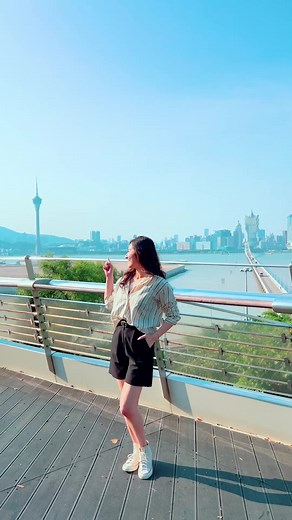 Take in Macao's fascinating day-to-night views in a snap! 😎#macao #tiktokmacao #tiktoktravel #discovermacao #macau #tiktokmacau