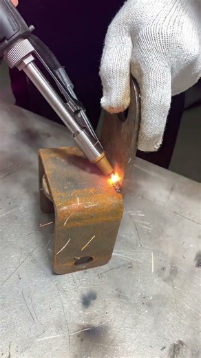 #laserwelding #welding #1500wlaserwelding #handheldlaserweldingmachine