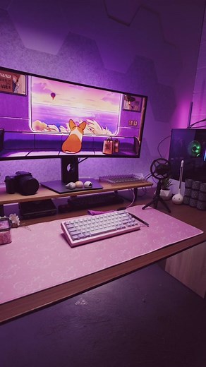 Pink edition 💗 of the TG67 V3 mechanical keyboard — would you get this setup? . . . #mechanicalkeyboards #customkeyboards #mechkeys #mechkeyboards #kineticlabs #kineticlabs #tech #switches #mousepad #deskmat #keycaps