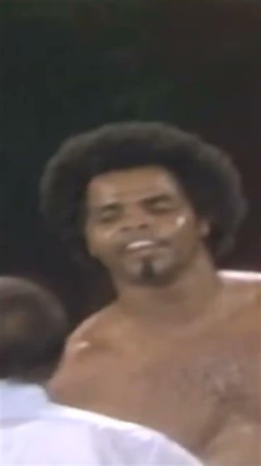 The LEGEND Mike Tyson is ONE PUNCH MAN #boxing #box #miketysonknockouts