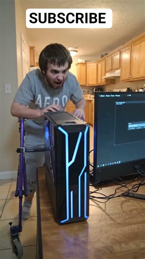 I DESTROYED MY COMPUTER!!!😄😄🫠🫠#trending #VIRAL #SHORTS #YTSHORTS