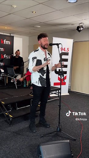 Calum Scott Performs 'Rise' Live on Kfm's The Flash Drive
