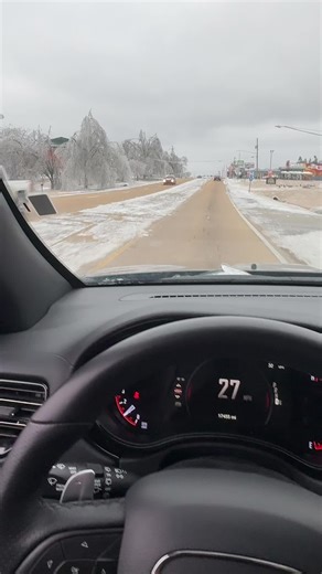 We ain’t gone make it 😩😩 #juicecupbox #icestorm #2026 | juice cup box