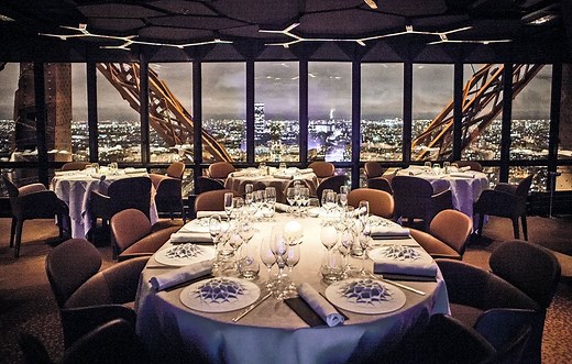 The most spectacular meal: Ducasse Paris has the stunning grand restaurant at the heart of the Tour Eiffel in Paris. This is Le Jules Verne by the grand chef Alain Ducasse. | Elite Life