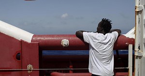 Migranten dürfen landen