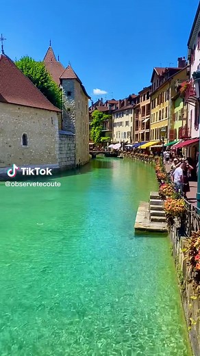 Découvrez la magnifique ville d'Annecy en France