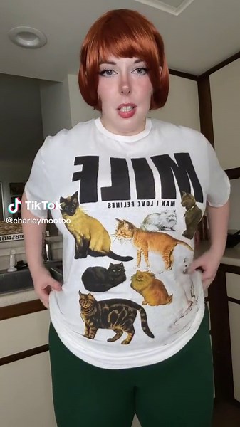 new shirt #thiccc #redhead #dextersmom