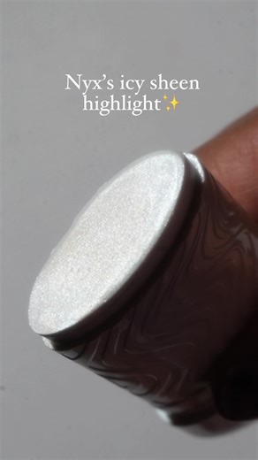 NYX Professional Makeup Icy Sheen Highlighter Review
