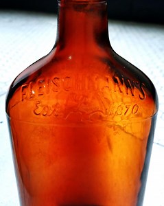 Vtg Fleischmann's Pint Flask Federal Law Embossed 1960s - Etsy