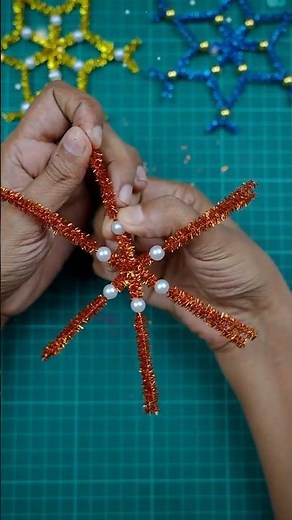 Pipe cleaner crafts - Handmade christmas snowflake crafts idea for holiday decorations❄🎄