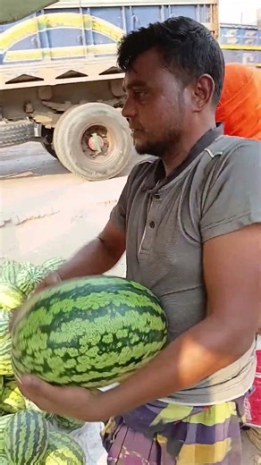 Waw Full Rip Watermelon Fruit. #food #fruit #shortvideo