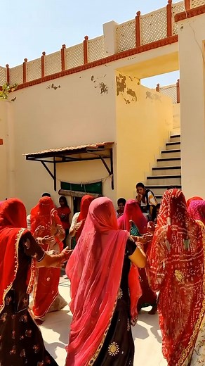 25K views · 285 reactions | #holi #fagan #geet #loor | Royal Rajput Baisaraj | Facebook