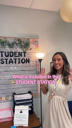 having systems in place makes your life x10 easier 👏🏻 #teacherlife #teachertok #middleschoolteacher #teacherhacks