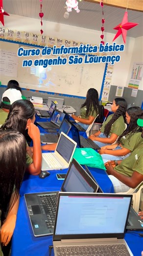 Prefeitura de Itambé on Instagram: "A tecnologia chegou com tudo no Engenho São Lourenço! Realizamos com sucesso o curso de Informática Básica, levando oportunidade e novos aprendizados para os moradores da nossa zona rural. 📲🚜 Rompendo barreiras e conectando pessoas, a Prefeitura de Itambé reafirma seu compromisso de levar qualificação para todos os cantos do município."