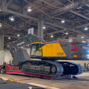6.5M views · 98K reactions | 95 tonne Volvo Construction Equipment North America EC950F moving out of 2021's MINExpo International | Awesome Earthmovers | Facebook