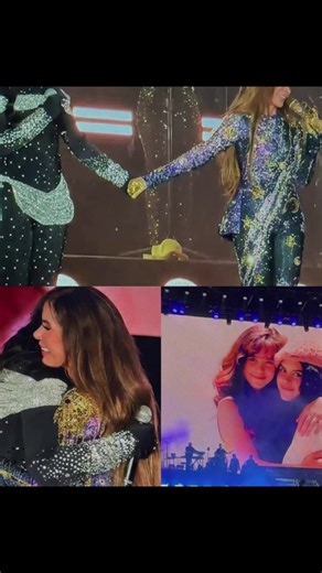 #ÚltimaHora Mary Boquitas aparece en el escenario del BMO Stadium de Los Ángeles junto a Gloria Trevi. Ambas interpretaron juntas la canción