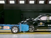 VIDEO: Crash Test BMW X1 (Euro NCAP)