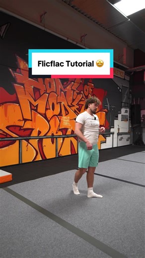 Flickflack Tutorial 🤩@𝖏𝖆𝖓𝖓𝖎𝖐𝖘𝖑𝖙𝖍 #flicflac #flickflack #backhandsprings #calisthenics