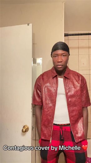 Michelle Whitaker | Singing 3 parts by myself ..this took a lot of practice but we did it | Instagram