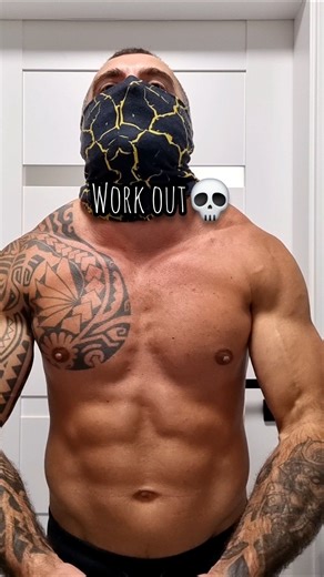 Physique first..😂🔥Phone down🤯🙉⚡️ #motivation #workout ##gym