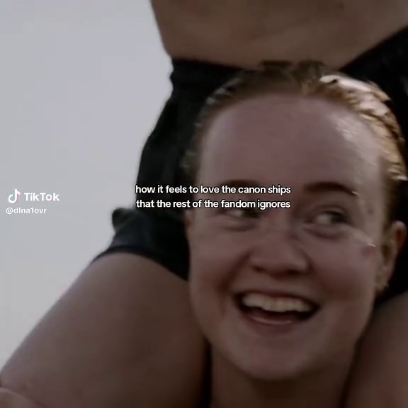 Exploring Canon Ships in Yellowjackets Fandom