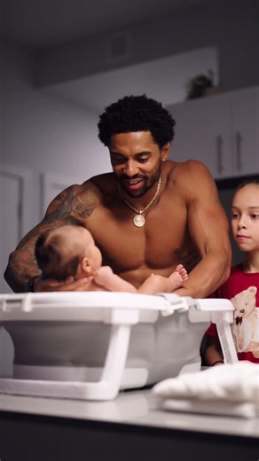 SHAI ROSS | Winnipeg Fitness📍 on Instagram: "Day 3,715 of raising children.. I track my macros using @calai.app Code: SHAI"