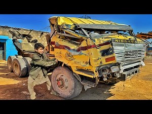 Fully Restoration Of Accident Nissan UD Truck | Fully Transformation Of Chassis and Cabin