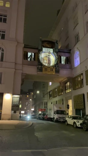Vienna’s Famous Anker Clock 🇦🇹🕰️Don’t Miss This Clock in Vienna!” Hidden Gem in Vienna – Ankeruhr