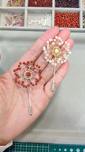 Spilla artigianale con agata.♥ #spilla #spillajewelry #spillaartigianale #brooch #broochhandmade #broochflower #agata | Shangri-La handmade jewelry