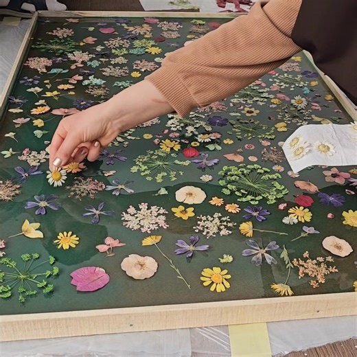 Epoxy Resin Art😍 (Amazing Epoxy Resin Project with Real Flowers)