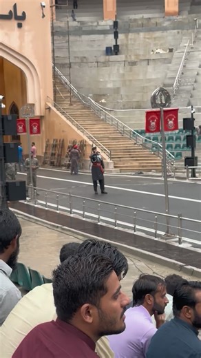 REHMAN on Instagram: "WAGHA BODER PAKISTAN IN INDIA PAKISTAN RANGER PUNJAB SSG CAMANDO REHMAN SHORT VIDEO WAGHA #foryou #waghaborderpakistan #waghaborderceremony #100kfollowers #vril"