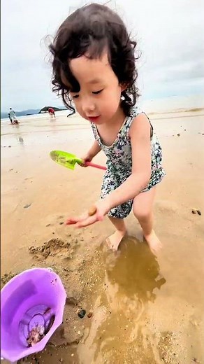I got my clothes wet because of playing with water. It was really fun! #enrichment #adorably #cute