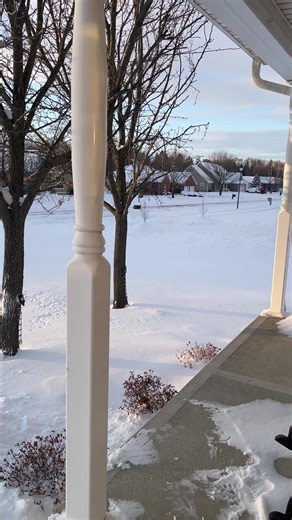 We got 8-10”of snow #snow #winter #snowstorm #fup