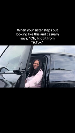 😍 Sis did NOT come to play! 😍 When your sister steps out looking like this and casually says, “Oh, I got it from TikTok” 👀 The curls are giving, the texture looks natural, and the fit is flawless. I had to ask because it looks THAT good. If you’re scrolling TikTok wondering if the hair is worth it… this is your sign ✨ Sis understood the assignment and executed it beautifully 💁🏽‍♀️🔥 #TikTokFind #OQHair #GluelessWig #YakiCurls #CurlyHairMoment