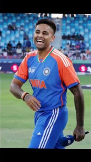 surya kumar yadav ne😍 indian tim 🥰ka ijat bachaya🥰#youtubeshorts #indiancaptain #subscribe 🥰