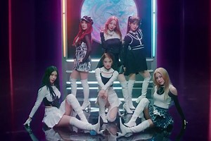 Watch: Rocket Punch Makes Confident And Glamorous Comeback With "CHIQUITA" MV | Soompi