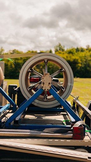 9M views · 53K reactions | Seamless Metal Roof ✅ - #roofing #amishcrew #shingles #roofernearme #fastroofer #amishroofer #roofer #contractor #construction #ohioroofer #amishroofing #shingleexperts #amishcraftsmanship #roofingpros #shinglemasters #amishbuilt #roofingtradition #amishshingles #craftedroofs #expertroofing | World Class Roofing LLC | Facebook